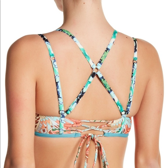 Maaji - Printed Underwire Bikini Top - Picture 4 of 7